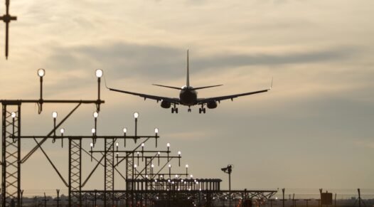 Elektrotim - Oferta - Systemy lotniskowe